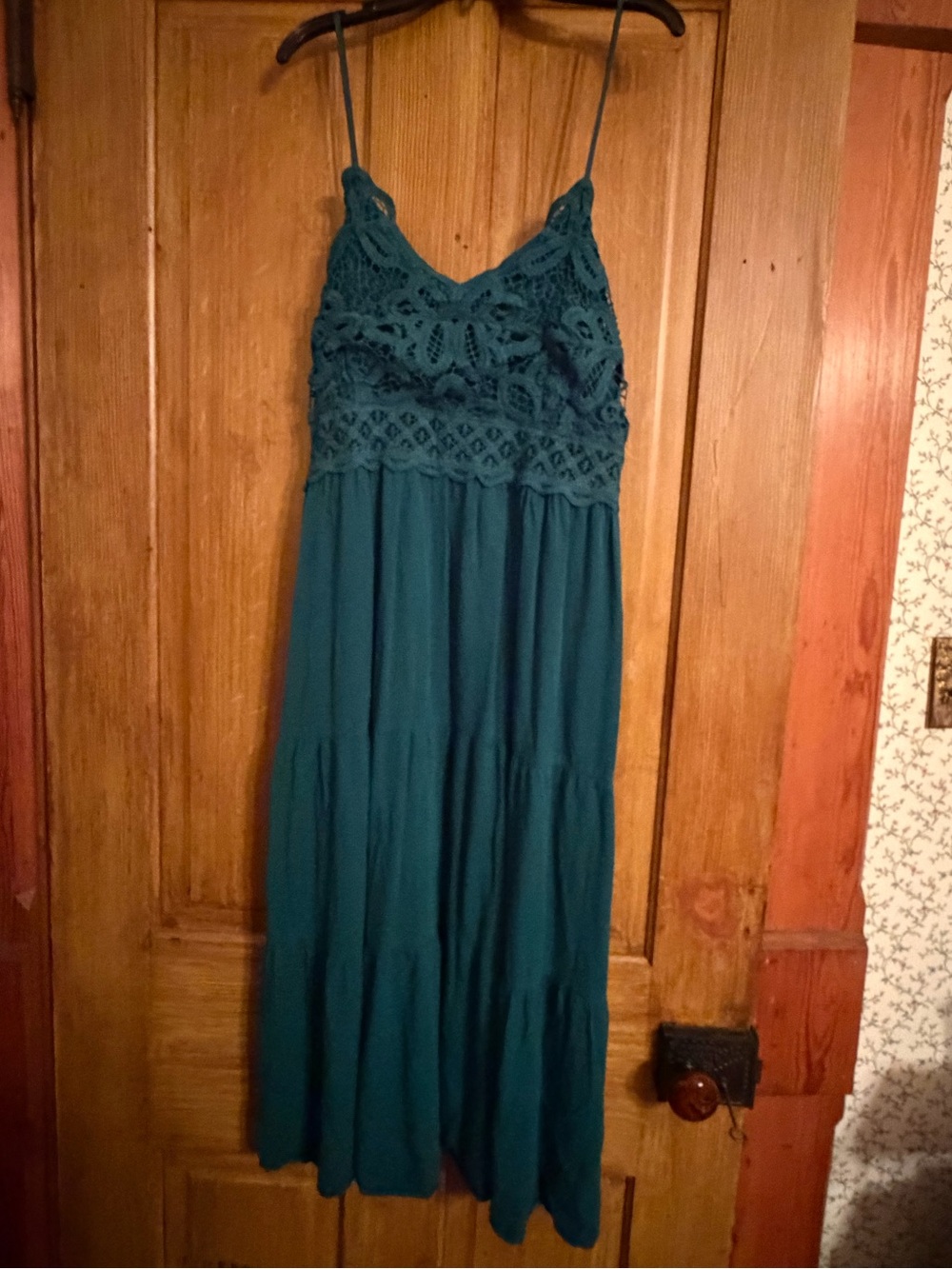 3/$25 ✨ Boutique Teal Crochet Lace Tiered Midi Dress Women’s XL